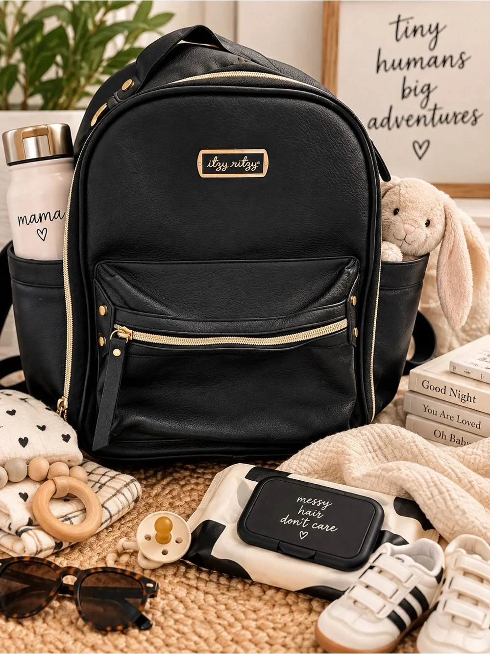Itzy Ritzy Mini Plus Black Gold Vegan Leather Diaper Bag Backpack Noir